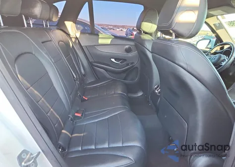 2020 Mercedes-Benz Glc 300 z USA, uszkodzony, nr VIN WDC0G8DB5LF736353